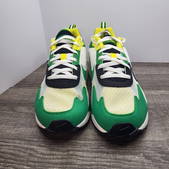 Nike Air Max Solo Oregon Ducks UNIVERSITY Of OREGON Men's Size 10 FZ4837-001 - Picture 4 of 8